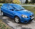 Синий Киа Рио, объемом двигателя 1.4 л и пробегом 142 тыс. км за 4200 $, фото 6 на Automoto.ua