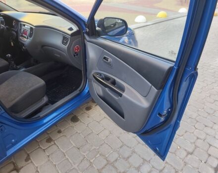 Синий Киа Рио, объемом двигателя 1.4 л и пробегом 165 тыс. км за 4850 $, фото 22 на Automoto.ua