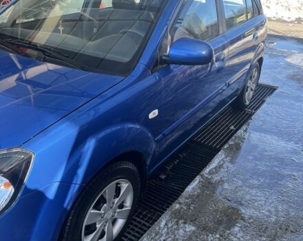 Синій Кіа Ріо, об'ємом двигуна 1.4 л та пробігом 90 тис. км за 6000 $, фото 1 на Automoto.ua