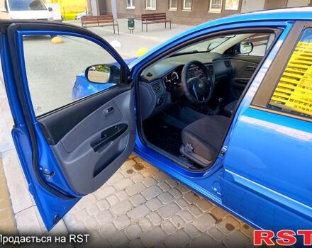 Синій Кіа Ріо, об'ємом двигуна 1.4 л та пробігом 165 тис. км за 4850 $, фото 12 на Automoto.ua