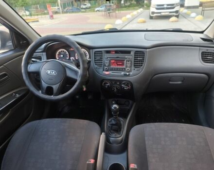 Синий Киа Рио, объемом двигателя 1.4 л и пробегом 165 тыс. км за 4850 $, фото 23 на Automoto.ua