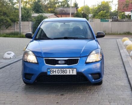 Синий Киа Рио, объемом двигателя 1.4 л и пробегом 165 тыс. км за 4850 $, фото 2 на Automoto.ua
