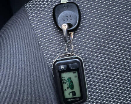 Синий Киа Рио, объемом двигателя 1.5 л и пробегом 275 тыс. км за 5500 $, фото 25 на Automoto.ua