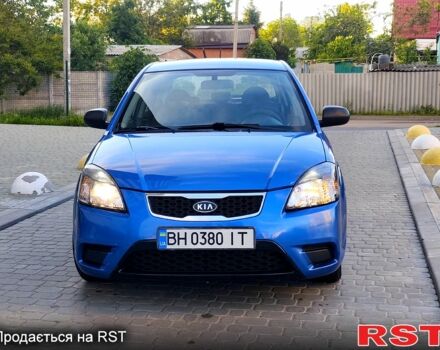 Синій Кіа Ріо, об'ємом двигуна 1.4 л та пробігом 165 тис. км за 4850 $, фото 2 на Automoto.ua