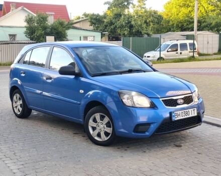 Синий Киа Рио, объемом двигателя 1.4 л и пробегом 165 тыс. км за 4850 $, фото 5 на Automoto.ua