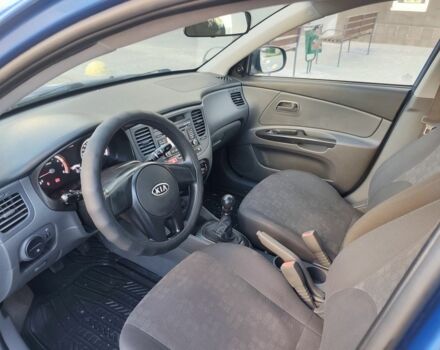 Синий Киа Рио, объемом двигателя 1.4 л и пробегом 165 тыс. км за 4850 $, фото 18 на Automoto.ua