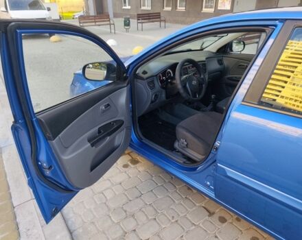 Синий Киа Рио, объемом двигателя 1.4 л и пробегом 165 тыс. км за 4850 $, фото 16 на Automoto.ua