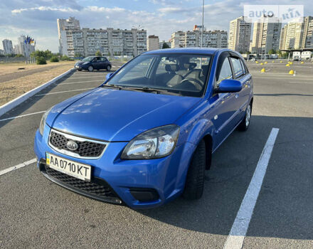 Синій Кіа Ріо, об'ємом двигуна 1.4 л та пробігом 161 тис. км за 5800 $, фото 8 на Automoto.ua