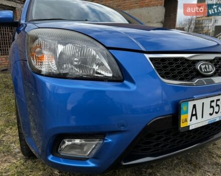 Синій Кіа Ріо, об'ємом двигуна 1.4 л та пробігом 93 тис. км за 8200 $, фото 12 на Automoto.ua