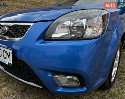 Синій Кіа Ріо, об'ємом двигуна 1.4 л та пробігом 93 тис. км за 8200 $, фото 13 на Automoto.ua