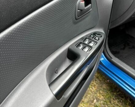 Синій Кіа Ріо, об'ємом двигуна 1.4 л та пробігом 93 тис. км за 8200 $, фото 16 на Automoto.ua