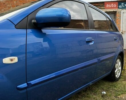 Синій Кіа Ріо, об'ємом двигуна 1.4 л та пробігом 93 тис. км за 8200 $, фото 4 на Automoto.ua