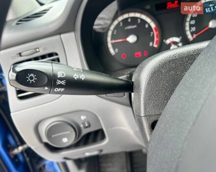 Синій Кіа Ріо, об'ємом двигуна 1.4 л та пробігом 190 тис. км за 5490 $, фото 25 на Automoto.ua