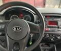 Синий Киа Рио, объемом двигателя 1.4 л и пробегом 230 тыс. км за 4799 $, фото 4 на Automoto.ua