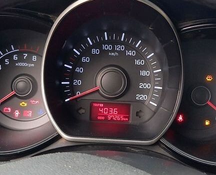 Синій Кіа Ріо, об'ємом двигуна 1.59 л та пробігом 97 тис. км за 6500 $, фото 10 на Automoto.ua