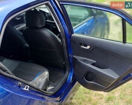 Синій Кіа Ріо, об'ємом двигуна 1.6 л та пробігом 66 тис. км за 10500 $, фото 11 на Automoto.ua