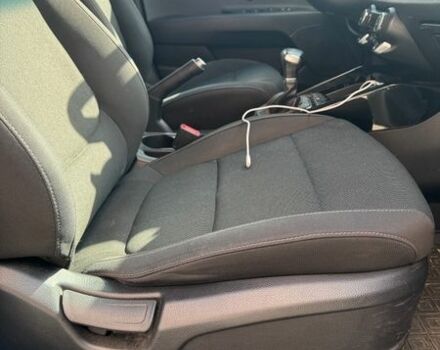 Синій Кіа Ріо, об'ємом двигуна 1.37 л та пробігом 92 тис. км за 12800 $, фото 32 на Automoto.ua