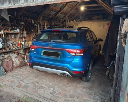 Синий Киа Рио, объемом двигателя 1.6 л и пробегом 20 тыс. км за 15000 $, фото 1 на Automoto.ua