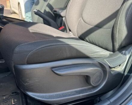 Синій Кіа Ріо, об'ємом двигуна 1.37 л та пробігом 92 тис. км за 12800 $, фото 36 на Automoto.ua