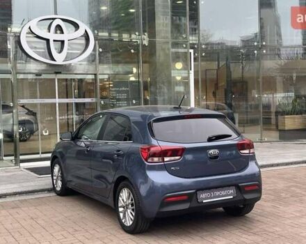Синий Киа Рио, объемом двигателя 1.4 л и пробегом 61 тыс. км за 12431 $, фото 1 на Automoto.ua