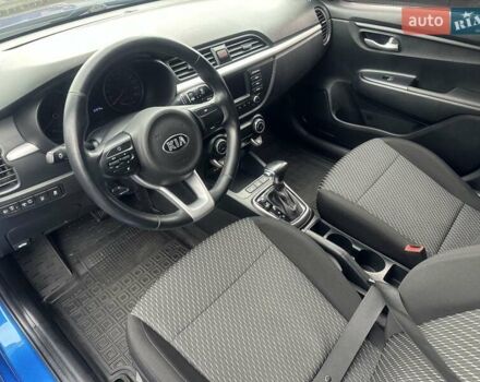 Кіа Ріо 2018 у Малой Виске на Automoto.ua Синій Кіа Ріо, об'ємом двигуна 1.59 л та пробігом 65 тис. км за 15600 $, фото 6 на Automoto.ua