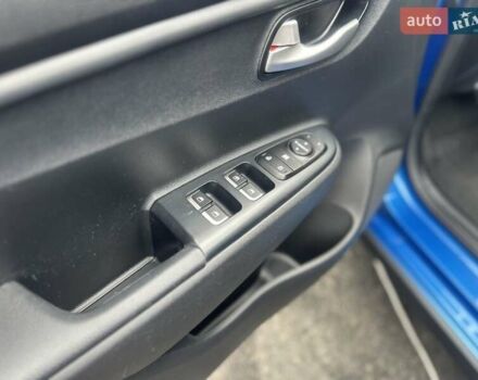 Кіа Ріо 2018 у Малой Виске на Automoto.ua Синій Кіа Ріо, об'ємом двигуна 1.59 л та пробігом 65 тис. км за 15600 $, фото 16 на Automoto.ua
