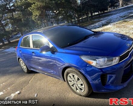 Синій Кіа Ріо, об'ємом двигуна 1.6 л та пробігом 8600 тис. км за 18000 $, фото 1 на Automoto.ua