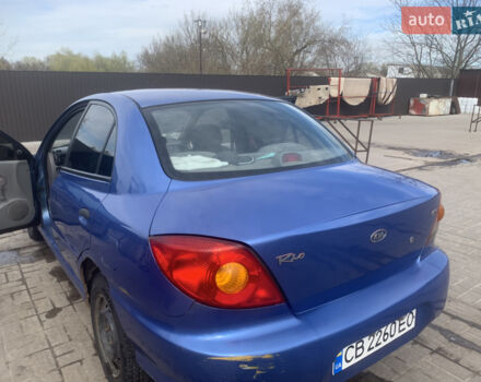 Синий Киа Рио, объемом двигателя 1.34 л и пробегом 445 тыс. км за 1700 $, фото 3 на Automoto.ua