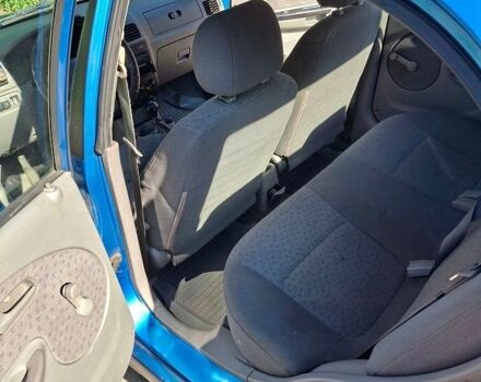 Синий Киа Рио, объемом двигателя 1.5 л и пробегом 314 тыс. км за 2500 $, фото 12 на Automoto.ua
