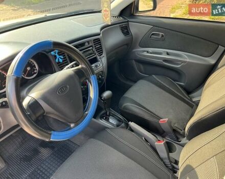 Синій Кіа Ріо, об'ємом двигуна 1.4 л та пробігом 262 тис. км за 4899 $, фото 6 на Automoto.ua