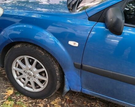 Синій Кіа Ріо, об'ємом двигуна 1.4 л та пробігом 200 тис. км за 2800 $, фото 6 на Automoto.ua