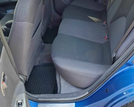 Синій Кіа Ріо, об'ємом двигуна 1.3 л та пробігом 190 тис. км за 2900 $, фото 9 на Automoto.ua