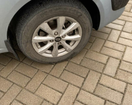 Синий Киа Рио, объемом двигателя 1.4 л и пробегом 161 тыс. км за 4600 $, фото 17 на Automoto.ua