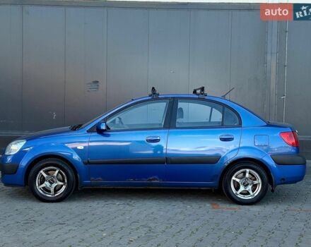 Синий Киа Рио, объемом двигателя 1.4 л и пробегом 279 тыс. км за 3300 $, фото 6 на Automoto.ua