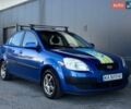 Синий Киа Рио, объемом двигателя 1.4 л и пробегом 279 тыс. км за 3300 $, фото 1 на Automoto.ua