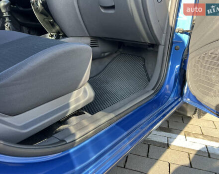 Синій Кіа Ріо, об'ємом двигуна 1.4 л та пробігом 121 тис. км за 5600 $, фото 41 на Automoto.ua