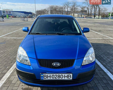Синій Кіа Ріо, об'ємом двигуна 1.4 л та пробігом 121 тис. км за 5600 $, фото 2 на Automoto.ua