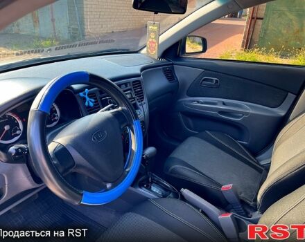 Синій Кіа Ріо, об'ємом двигуна 1.4 л та пробігом 261 тис. км за 4899 $, фото 6 на Automoto.ua