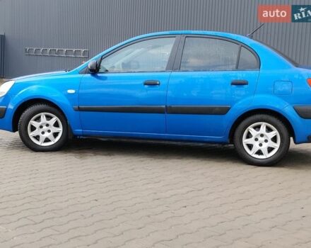 Синий Киа Рио, объемом двигателя 1.4 л и пробегом 310 тыс. км за 3450 $, фото 6 на Automoto.ua