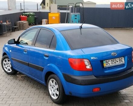 Синий Киа Рио, объемом двигателя 1.4 л и пробегом 310 тыс. км за 3450 $, фото 5 на Automoto.ua