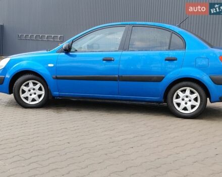 Синий Киа Рио, объемом двигателя 1.4 л и пробегом 310 тыс. км за 3450 $, фото 6 на Automoto.ua