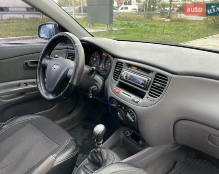 Синий Киа Рио, объемом двигателя 1.4 л и пробегом 176 тыс. км за 4600 $, фото 16 на Automoto.ua
