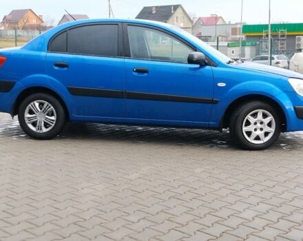 Синій Кіа Ріо, об'ємом двигуна 0 л та пробігом 310 тис. км за 3900 $, фото 6 на Automoto.ua