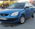 Синий Киа Рио, объемом двигателя 1.4 л и пробегом 350 тыс. км за 3499 $, фото 1 на Automoto.ua