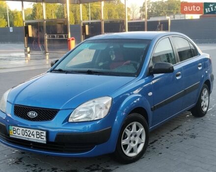 Синій Кіа Ріо, об'ємом двигуна 1.4 л та пробігом 350 тис. км за 3499 $, фото 1 на Automoto.ua