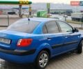 Синий Киа Рио, объемом двигателя 1.4 л и пробегом 310 тыс. км за 3450 $, фото 4 на Automoto.ua
