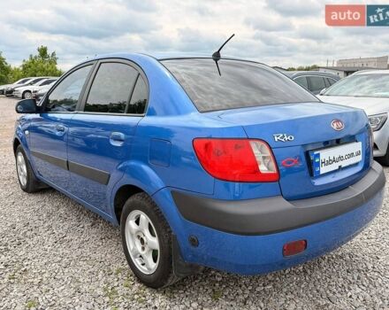 Синий Киа Рио, объемом двигателя 1.4 л и пробегом 252 тыс. км за 2999 $, фото 8 на Automoto.ua