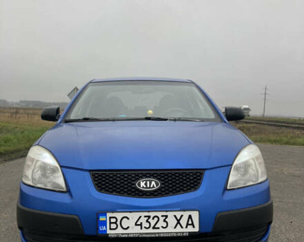 Синий Киа Рио, объемом двигателя 1.4 л и пробегом 177 тыс. км за 3800 $, фото 1 на Automoto.ua