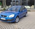 Синий Киа Рио, объемом двигателя 1.4 л и пробегом 179 тыс. км за 3900 $, фото 2 на Automoto.ua