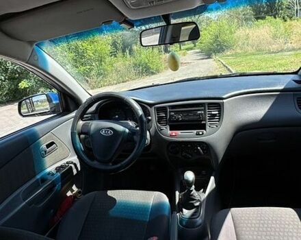 Синий Киа Рио, объемом двигателя 1.4 л и пробегом 172 тыс. км за 4200 $, фото 14 на Automoto.ua